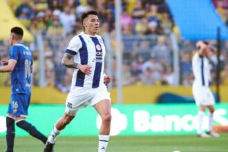 A Talleres le cobraron dos penales en contra, pero con uno menos rescató un empate en Rosario ante Central por la Liga Profesional