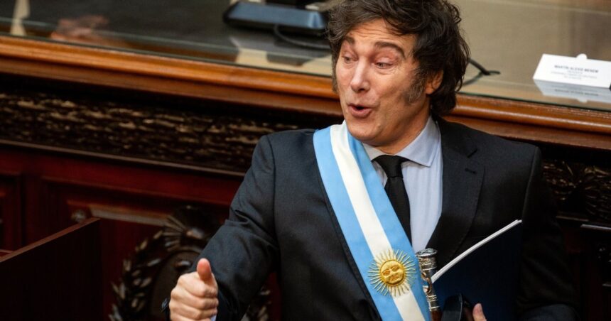 el-rating-de-la-television-abierta-se-desplomo-en-la-cadena-nacional-de-javier-milei:-cayeron-mas-de-10-puntos-respecto-a-la-programacion-habitual