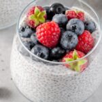 chia-pudding:-como-preparar-un-desayuno-diferente,-y-mas-ideas-para-consumir-esta-semilla-repleta-de-beneficios