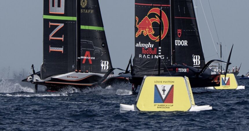 dia-de-furia-y-sorpresas-en-la-louis-vuitton-cup-de-nautica