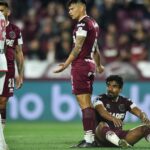 lanus-choco-contra-el-var-y-su-propia-ineficacia,-empato-con-independiente-medellin-y-la-serie-se-le-puso-cuesta-arriba