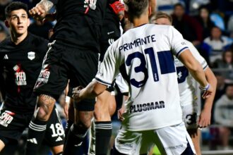 Gimnasia no pudo quebrar a Deportivo Riestra que se llevó un empate del Bosque clave en su lucha por la permanencia