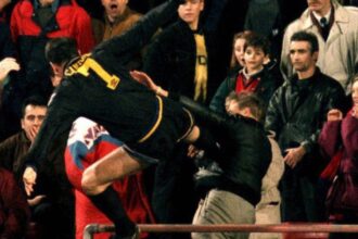 De la legendaria patada voladora de Cantona a la reacción de Chiquito Romero: historias de batallas campales de jugadores contra hinchas