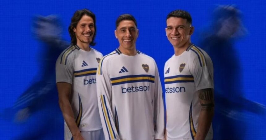 boca-presento-su-nueva-camiseta-alternativa,-con-la-vuelta-a-los-tonos-blancos-y-un-homenaje-a-su-historia