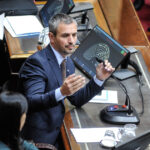 diputados:-el-oficialismo-dilata-una-semana-el-debate-del-presupuesto-para-sancionar-la-reforma-electoral