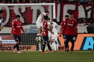 Vélez va por todo: eliminó a Independiente y se clasificó a la semifinal de la Copa Argentina