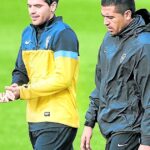 riquelme-ya-eligio-al-dt-que-ira-a-buscar-para-boca:-gago-le-saca-un-cuerpo-de-ventaja-al-mellizo-barros-schelotto