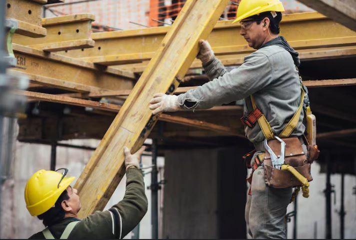 67%-fue-la-caida-del-trabajo-“en-blanco”,-del-sector-de-la-construccion,-durante-el-mes-de-julio