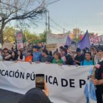 masiva-marcha-de-estudiantes-universitarios-en-la-capital-riojana