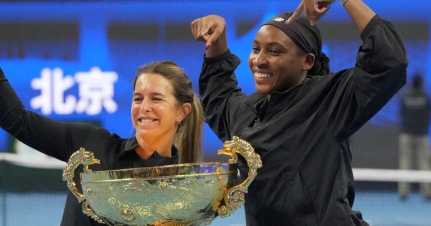 coco-gauff,-campeona-en-china:-quien-es-la-argentina-detras-de-la-tenista-del-momento