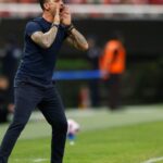 boca-gago,-horas-decisivas:-que-falta-para-lograr-la-desvinculacion-de-chivas-y-que-el-entrenador-viaje-a-la-argentina