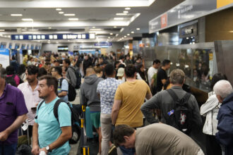 Crisis en Aerolíneas: las aéreas se preparan para cubrir el vacío y amplían la oferta de vuelos para el verano