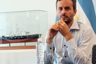 Aprietes y amenazas de un ex funcionario de La Cámpora contra un empresario: “Te voy a perseguir hasta que te vuelvas a España”