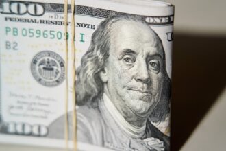 Dólar hoy y dólar blue hoy, EN VIVO: a cuánto cotiza y cuál es su precio este martes 12 de noviembre, minuto a minuto