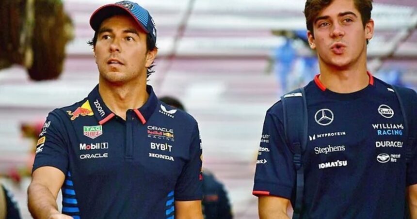 Checo Pérez contó que Franco Colapinto “dice groserías todo el tiempo” y criticó a los medios “irrespetuosos” que fogonean su salida de Red Bull