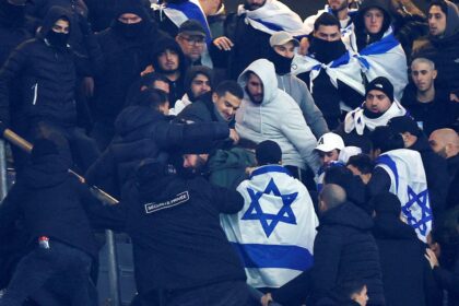 Pese a las fuertes medidas de seguridad, se produjeron incidentes con los hinchas de Israel en el empate ante Francia en París