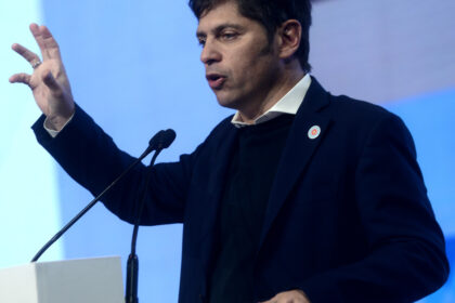 Fuerte polémica porque la Legislatura bonaerense le aprobó a Axel Kicillof la restitución de un régimen especial de jubilaciones en el Banco Provincia