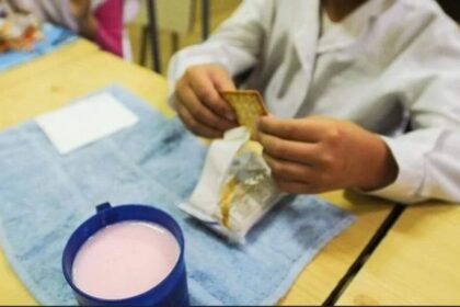 Denuncia falta de trasparecían en el uso de fondos para políticas alimentarias en las escuelas: “No sabemos cuánto dinero se ha recaudado ni cómo se ha administrado”