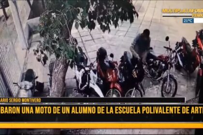 Robó una moto, fue grabado y es intensamente buscado