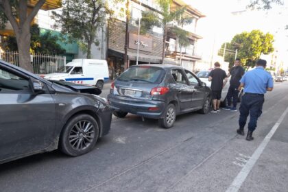 Accidente en cadena por Av. Perón y Rosario Vera Peñaloza