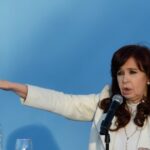 Contragolpe de Cristina Kirchner para volver a cobrar sus dos pensiones por 35 millones de pesos