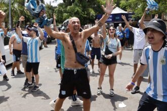 Todo listo para la final entre Racing y Cruzeiro: se abrieron las puertas del estadio y los primeros hinchas ingresan a La Nueva Olla