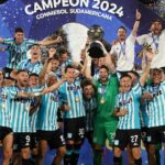 El Racing de Costas pegó de entrada y supo sufrir para ser el campeón de la Copa Sudamericana: la alegría infinita de la Academia