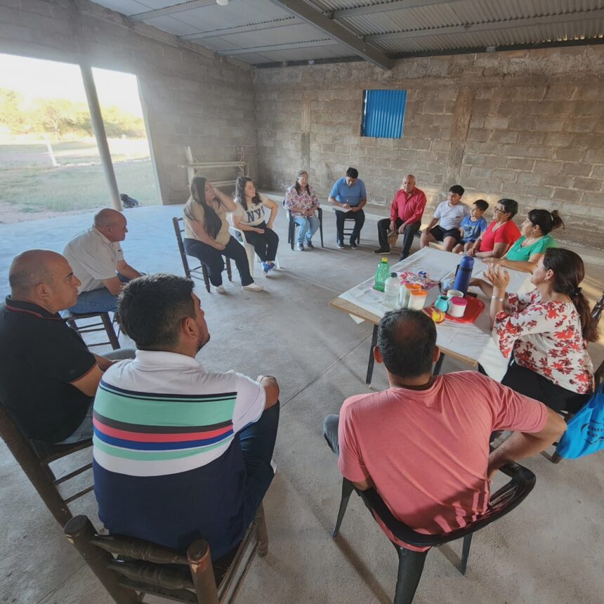 El Barreal | NOS REUNIMOS CON VECINOS Y VECINAS PARA MEJORAR EL SALON COMUNITARIO