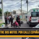 Se accidentaron 2 motocicletas. Mujer embarazada es atendida por personal de emergencias