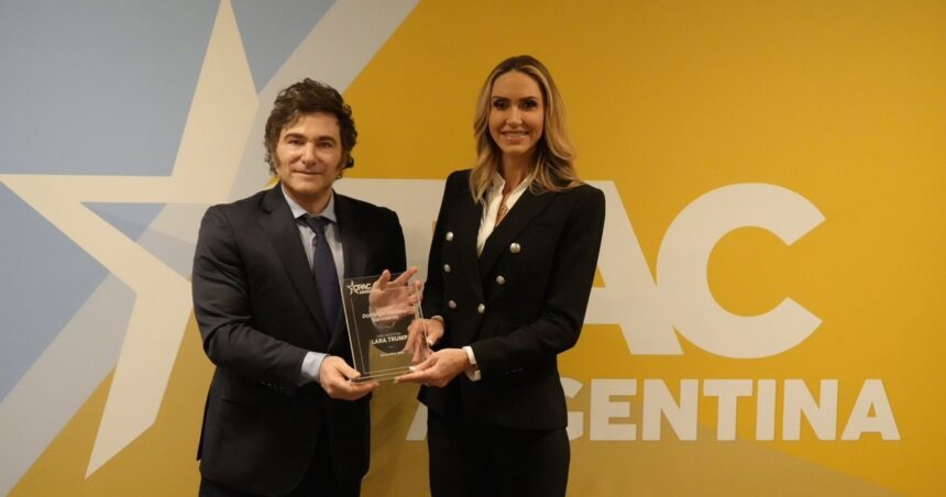 Javier Milei se mostró con Lara Trump y los oradores de la conferencia conservadora que cerrará este miércoles