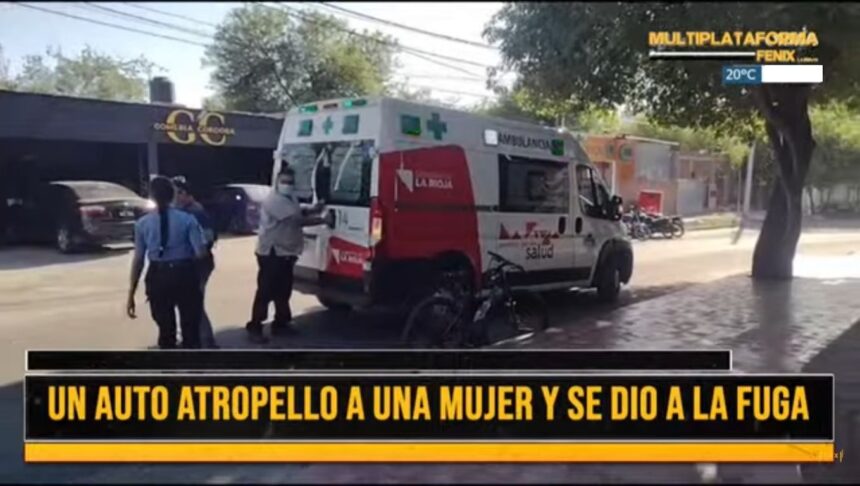 Auto atropelló a mujer y se dio a la fuga