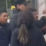 Una mujer descargó toda su furia contra un ladrón que le sustrajo el celular: “Todos los días dejo a mi hijo para que vos vengas a robarme”