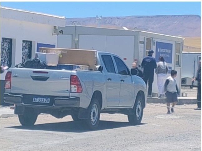 Una camioneta oficial de La Rioja fue demorada con un cargamento de electrodomésticos en el Paso San Francisco