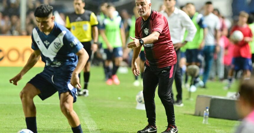 Omar De Felippe, el DT que renació a Central Córdoba de Santiago del Estero: el fútbol le salvó la vida y ahora es campeón de la Copa Argentina 2024