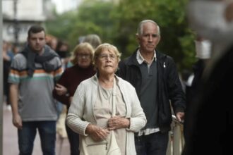 ANSeS: cuándo cobro la jubilación de diciembre si mi DNI termina en 8