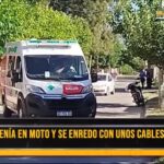 Mujer se enredó con cables y terminó en el asfalto