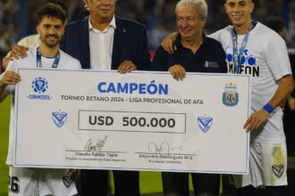 Pablo Toviggino, la mano derecha de Tapia, celebró la victoria de Vélez con un mensaje al presidente de Talleres, Andrés Fassi