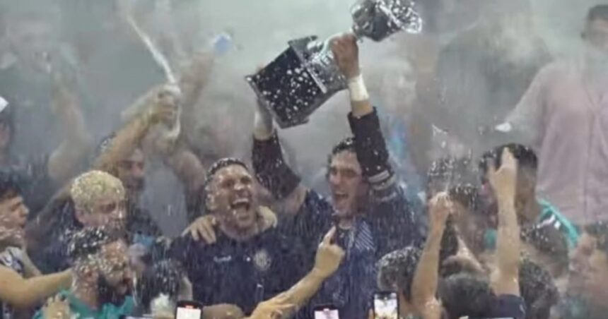 La increíble finalísima del futsal argentino: por primera vez en 75 años gritó campeón el club que homenajea al padre de la patria