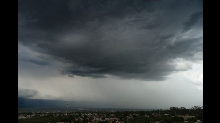 El COE emitió alerta por tormentas fuertes