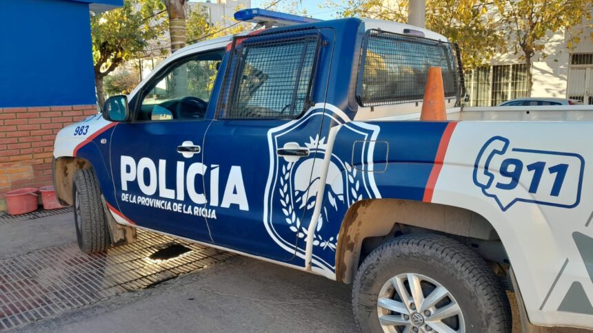 Chepes: Un efectivo policial detenido por agredir a su pareja