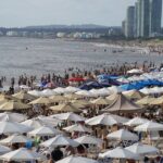 En la “ex imposible” Punta del Este volvió el sol, la gente inundó las playas y hay precios “más amigables” que nunca