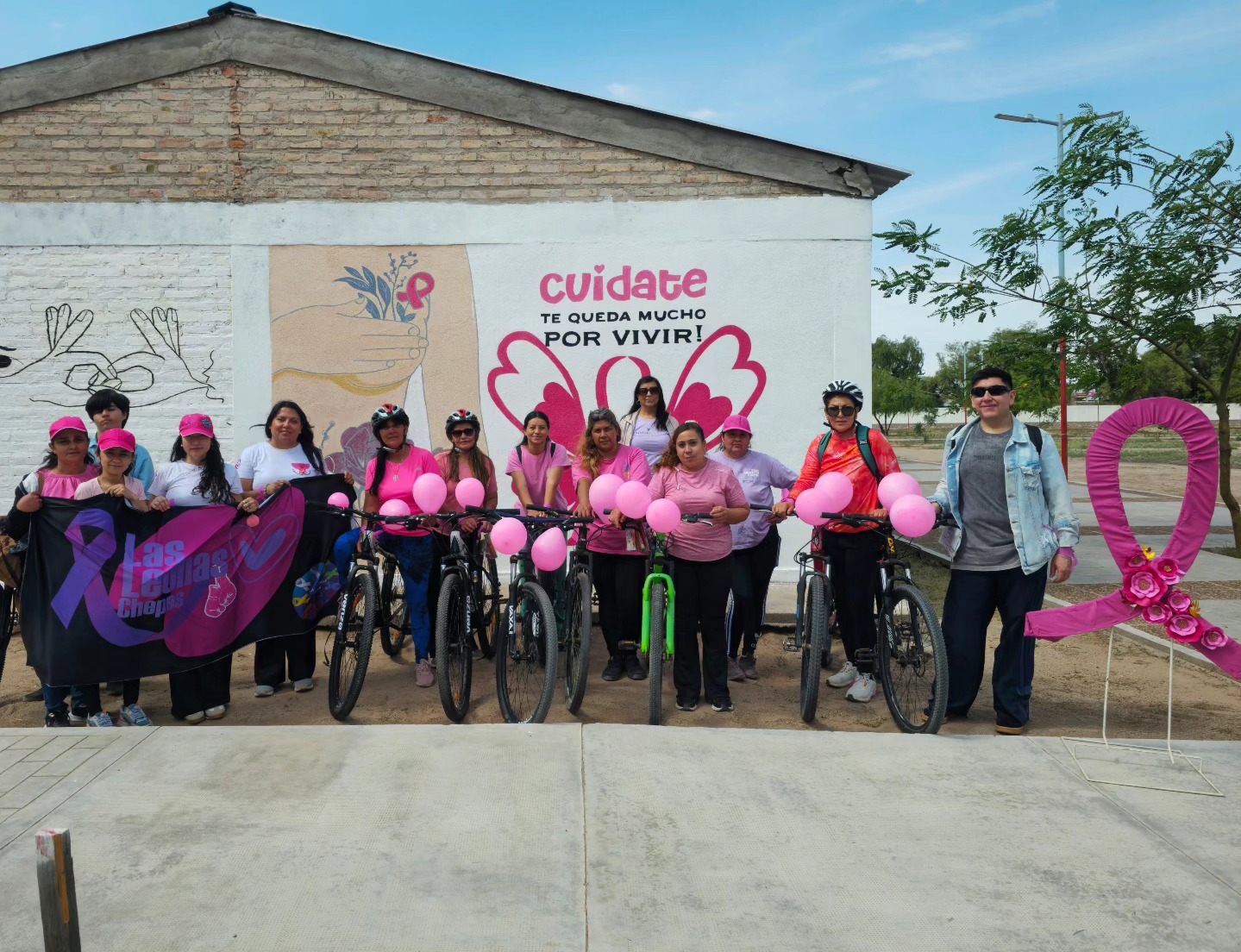 CHEPES | BICICLETEADA ROSA: DESDE LA PLAZA DE LA CULTURA HASTA LA PLAZA 25 DE MAYO